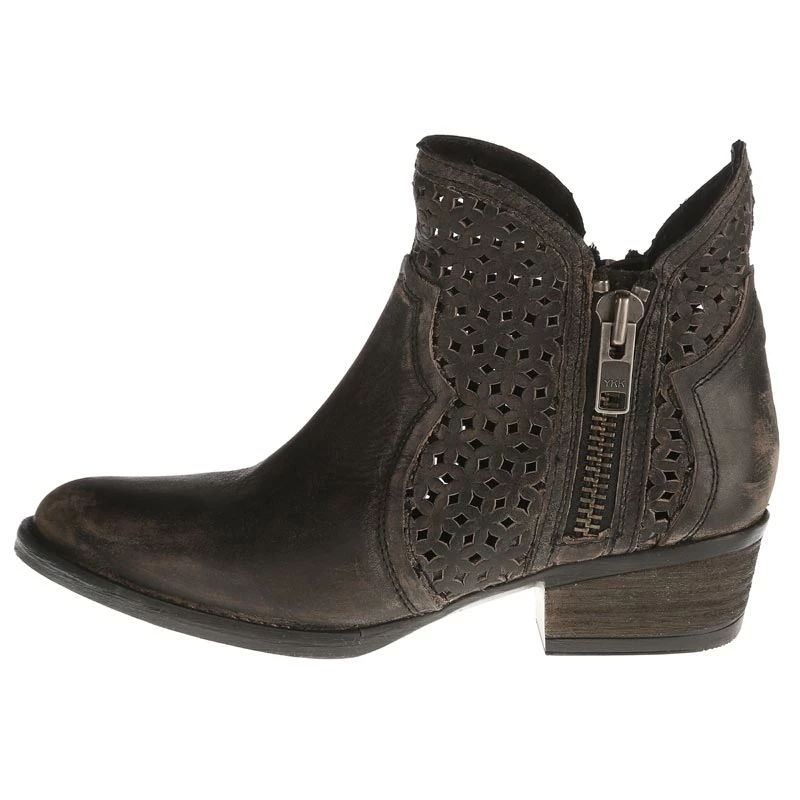Circle G Women's Black Cut Out Shortie Cowgirl Boots 5 Circle G Women's Black Cut Out Shortie Cowgirl Boots - Image 3