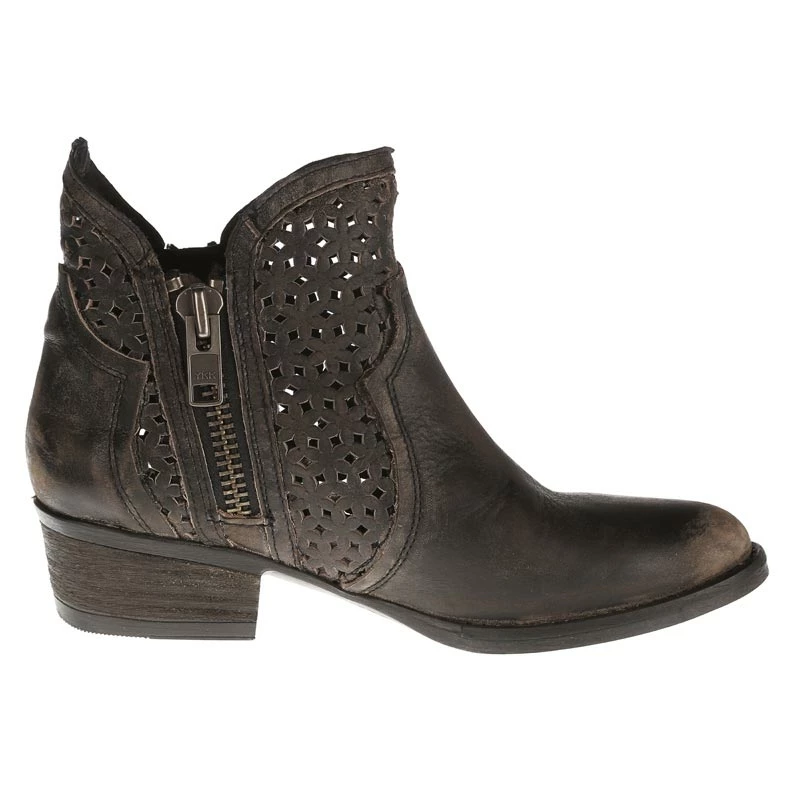 Circle G Women's Black Cut Out Shortie Cowgirl Boots 7 Circle G Women's Black Cut Out Shortie Cowgirl Boots - Image 5